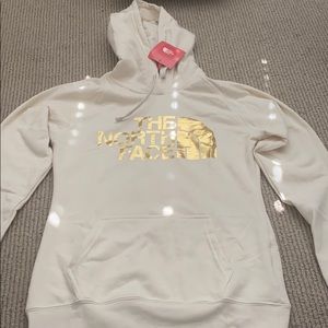 New beige north face hoodie